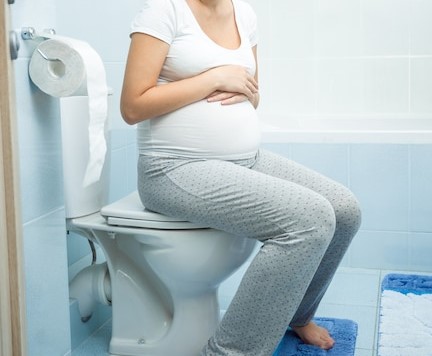 یبوست اوایل بارداری